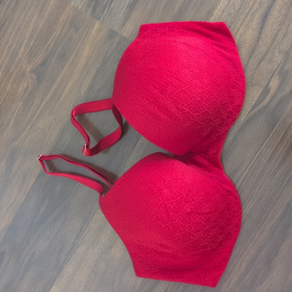Victoria's Secret Vibrant Red Bra